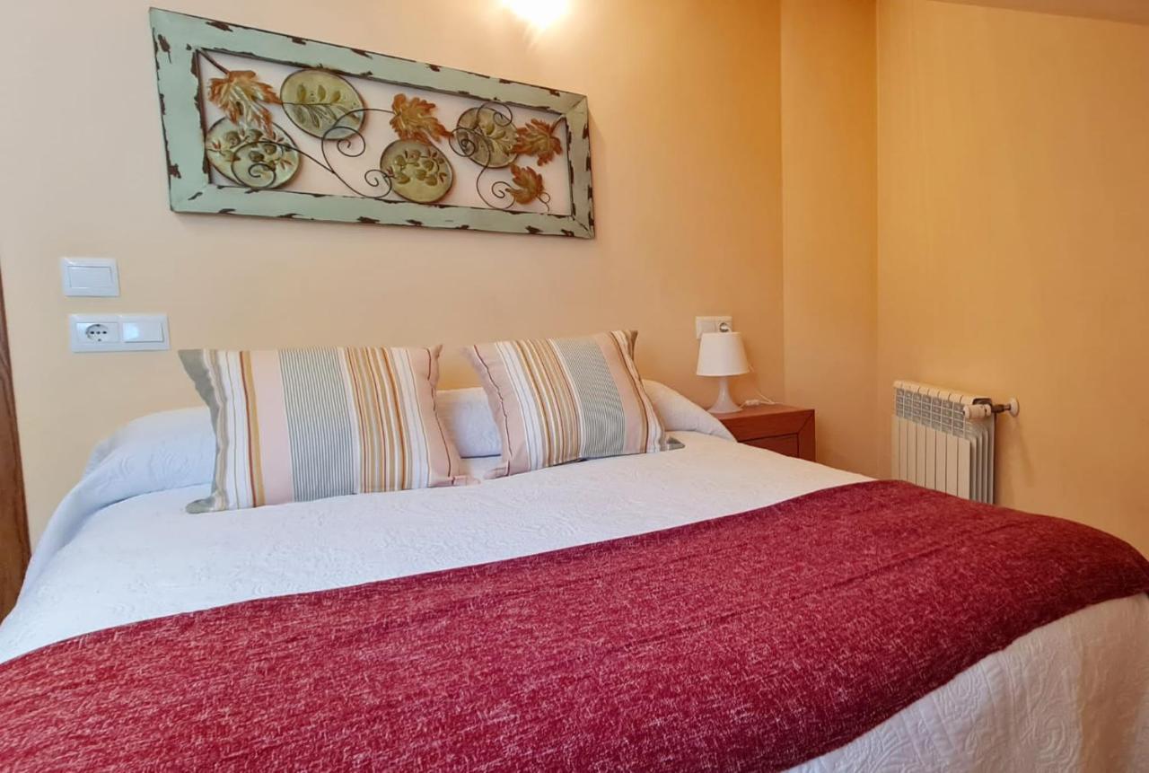 Apartamentos El Pigazu Cangas de Onis Luaran gambar